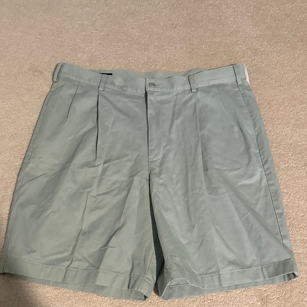 Lands' End Men's Pale Blue Sage Flat Front Shorts